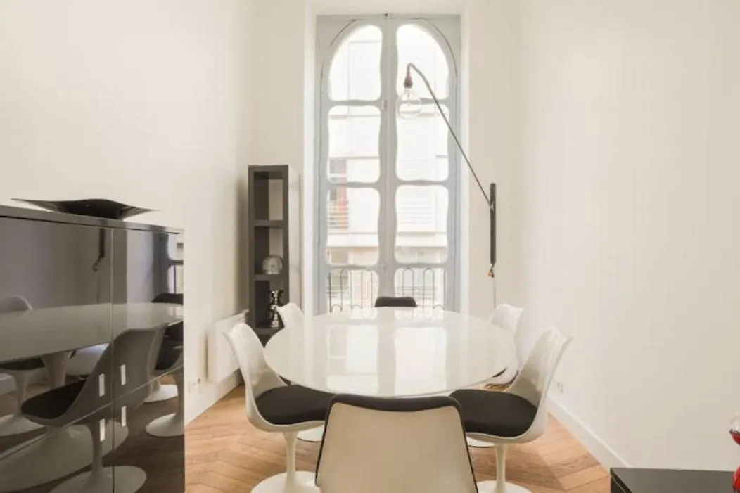 Amazing Premium Flat, Fantastic Location, 1290 Sqf Daire Paris 0*,