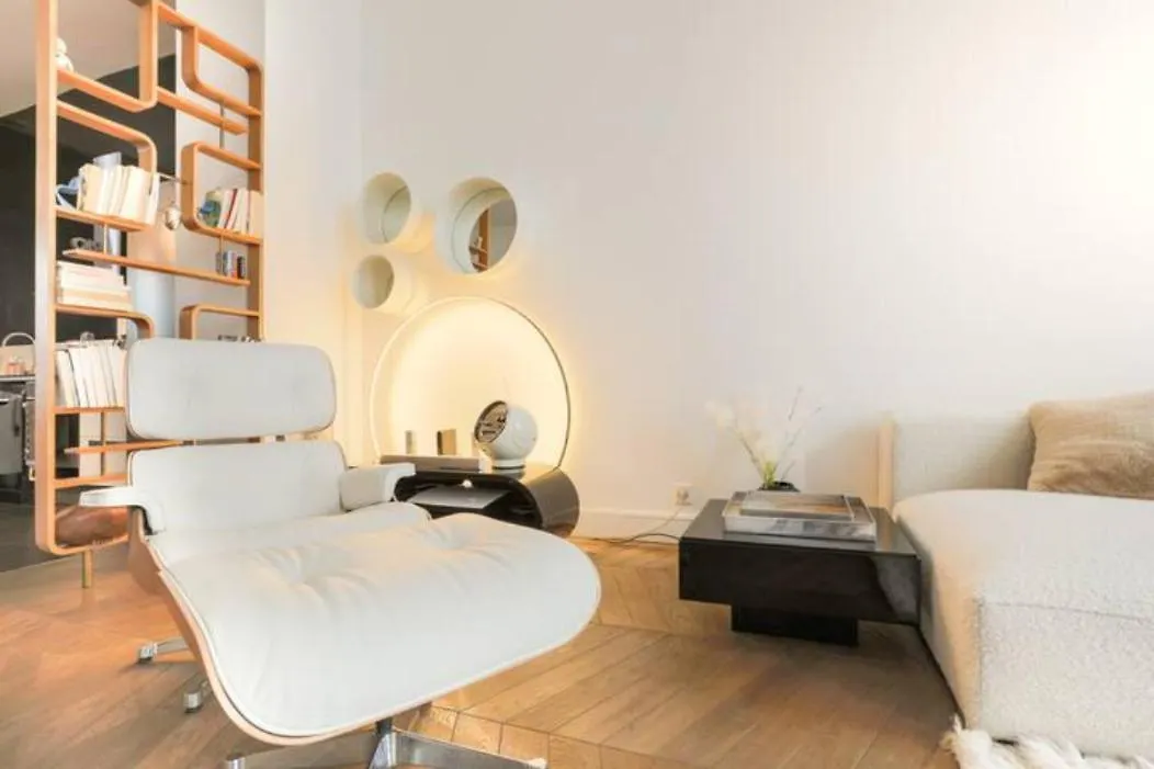 Amazing Premium Flat, Fantastic Location, 1290 Sqf Daire Paris