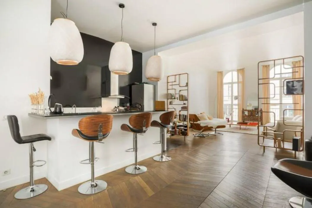 Апартаменты Amazing Premium Flat, Fantastic Location, 1290 Sqf Париж 0*,  Франция